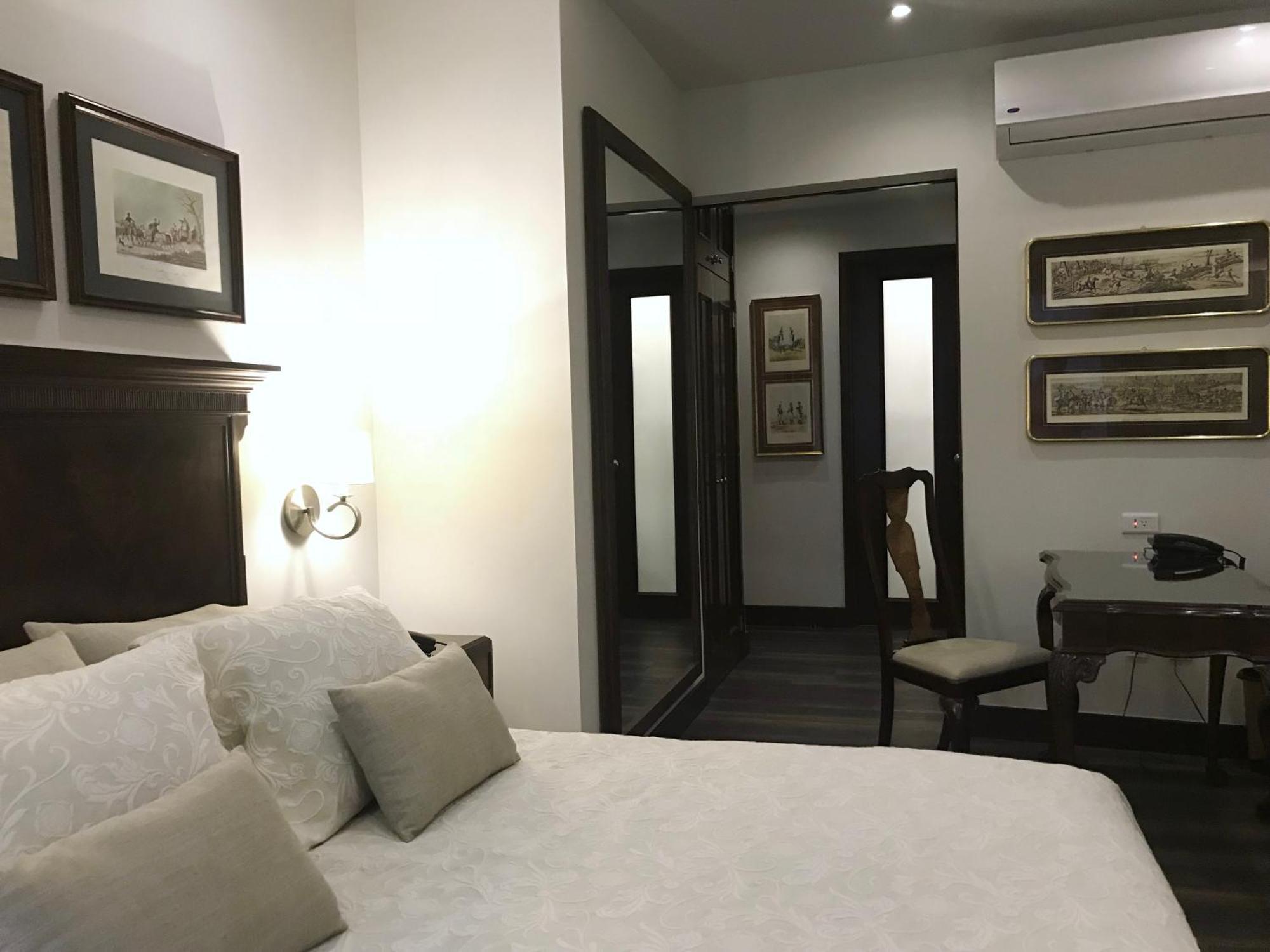 Casa Corp Boutique Suites In Condesa Мехико Экстерьер фото