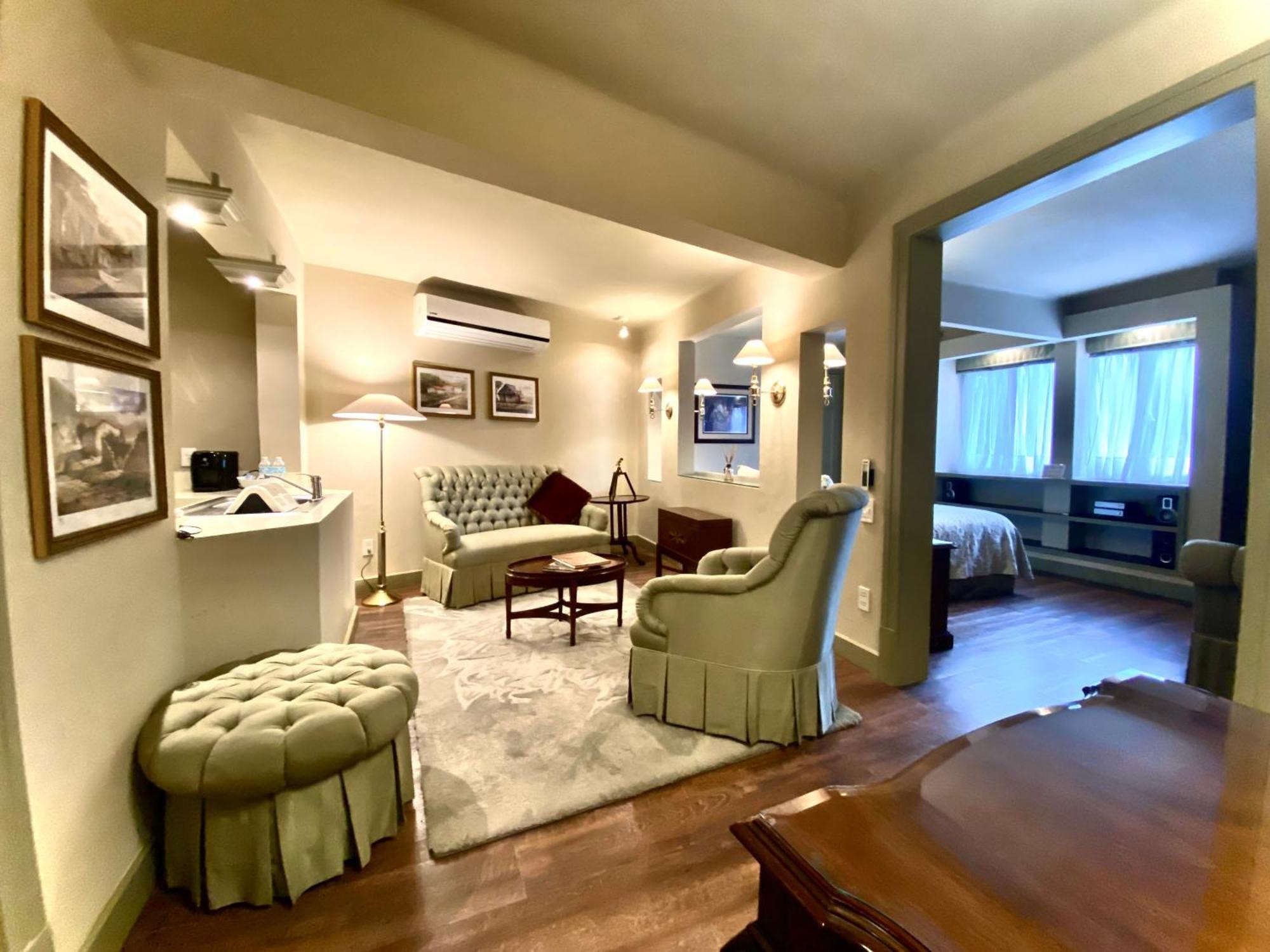 Casa Corp Boutique Suites In Condesa Мехико Экстерьер фото